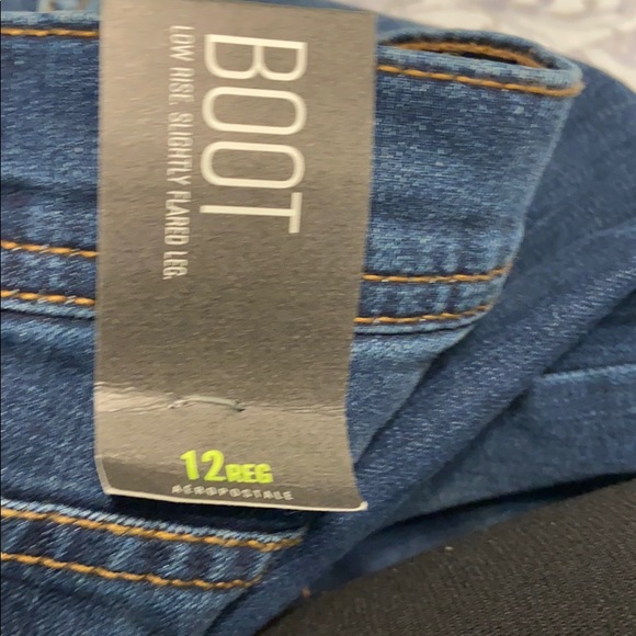 Blue Jeans - Picture 2 of 2